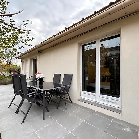 Maison Avec Terrasse Proche Gare Pour Paris Et Disneyland - 6 Personnes